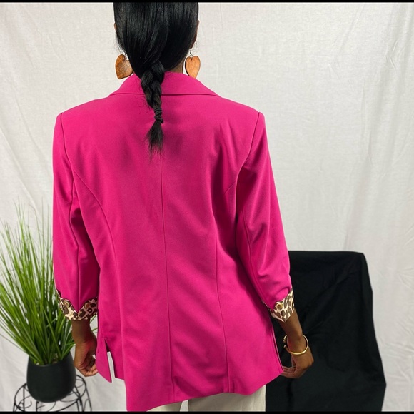 Leopard Cuffed Blazer - Picture 3 of 6